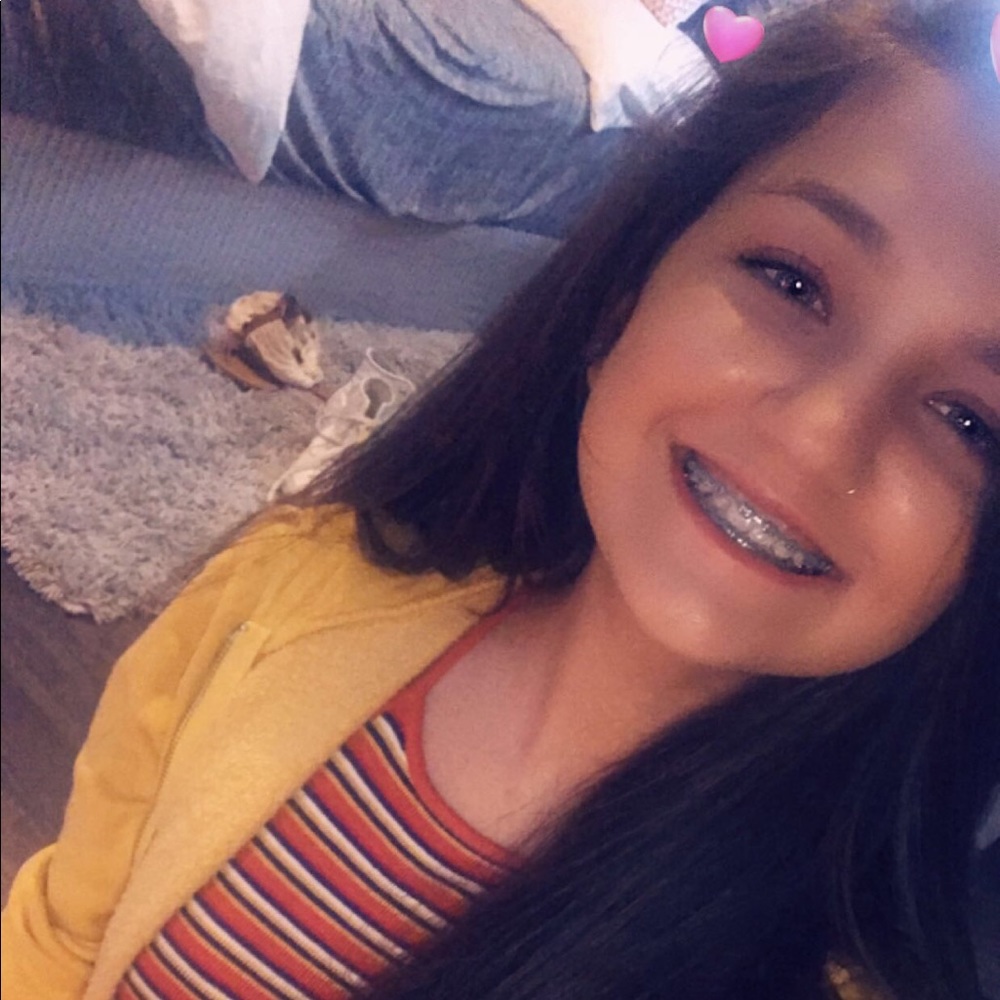 Meet your Posher, Desirae